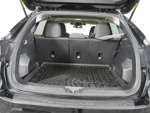 Certified 2024 Subaru Crosstrek 2.0i Premium AWD/4WD image 37