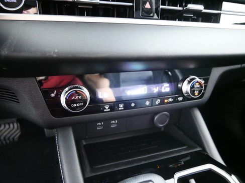 New 2026 Mitsubishi Outlander ES AWD/4WD image 7