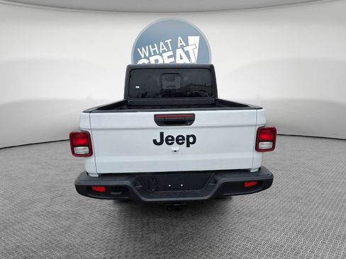 New 2026 Jeep Gladiator Sport image 7