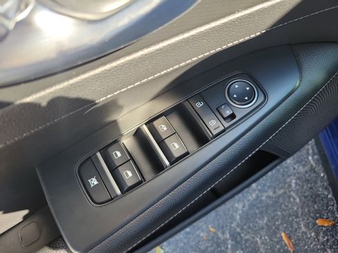 Used 2020 Kia Forte GT-Line image 19