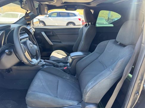 Used 2011 Scion tC image 11