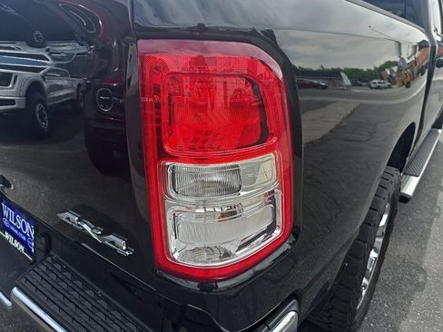 Used 2019 RAM 1500 Big Horn AWD/4WD image 34