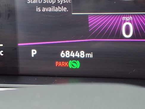 Used 2023 Volkswagen Tiguan SE R-Line image 20