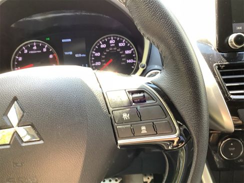 Used 2024 Mitsubishi Eclipse Cross SE image 21