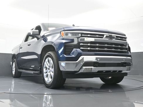 Used 2022 Chevrolet Silverado 1500 LTZ w/ Technology Package AWD/4WD image 69