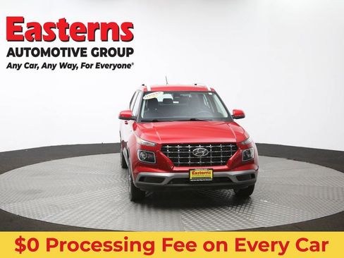 Used 2023 Hyundai Venue Limited FWD image 53