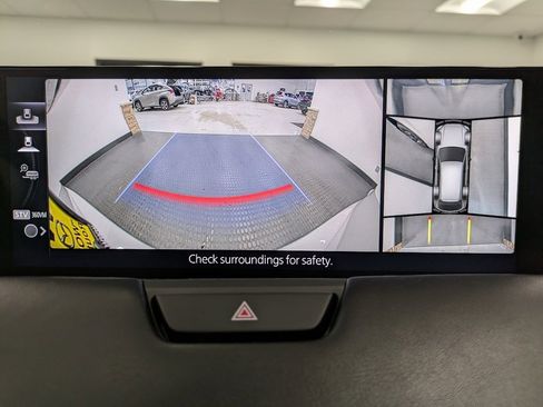 Certified 2025 MAZDA CX-70 3.3 Turbo S w/ Premium Package image 13