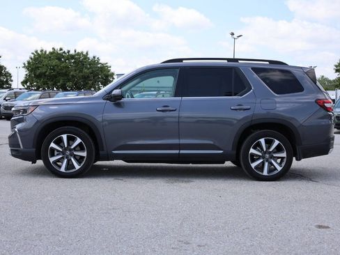 Used 2024 Honda Pilot Elite image 8