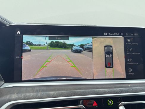 Used 2021 BMW X7 M50i AWD/4WD image 32