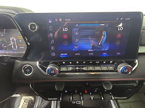 Used 2024 Chevrolet Colorado Z71 w/ Z71 Convenience Package 2 AWD/4WD image 20