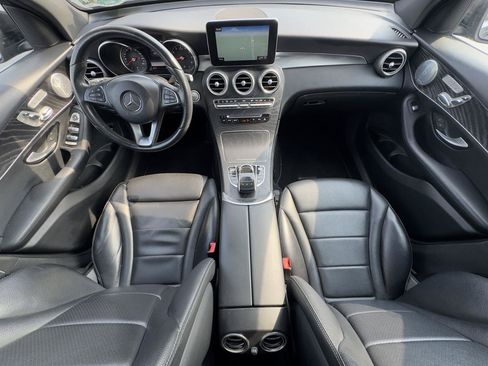 Used 2018 Mercedes-Benz GLC 300 4MATIC w/ Multimedia Package image 14