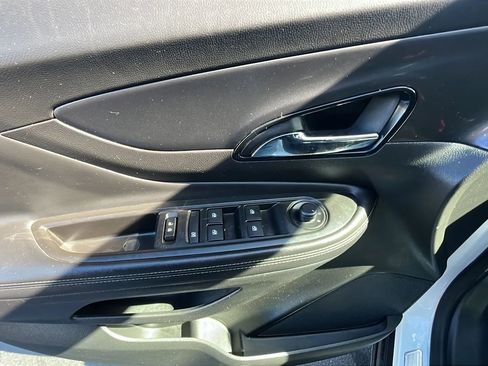 Used 2019 Buick Encore Preferred image 12