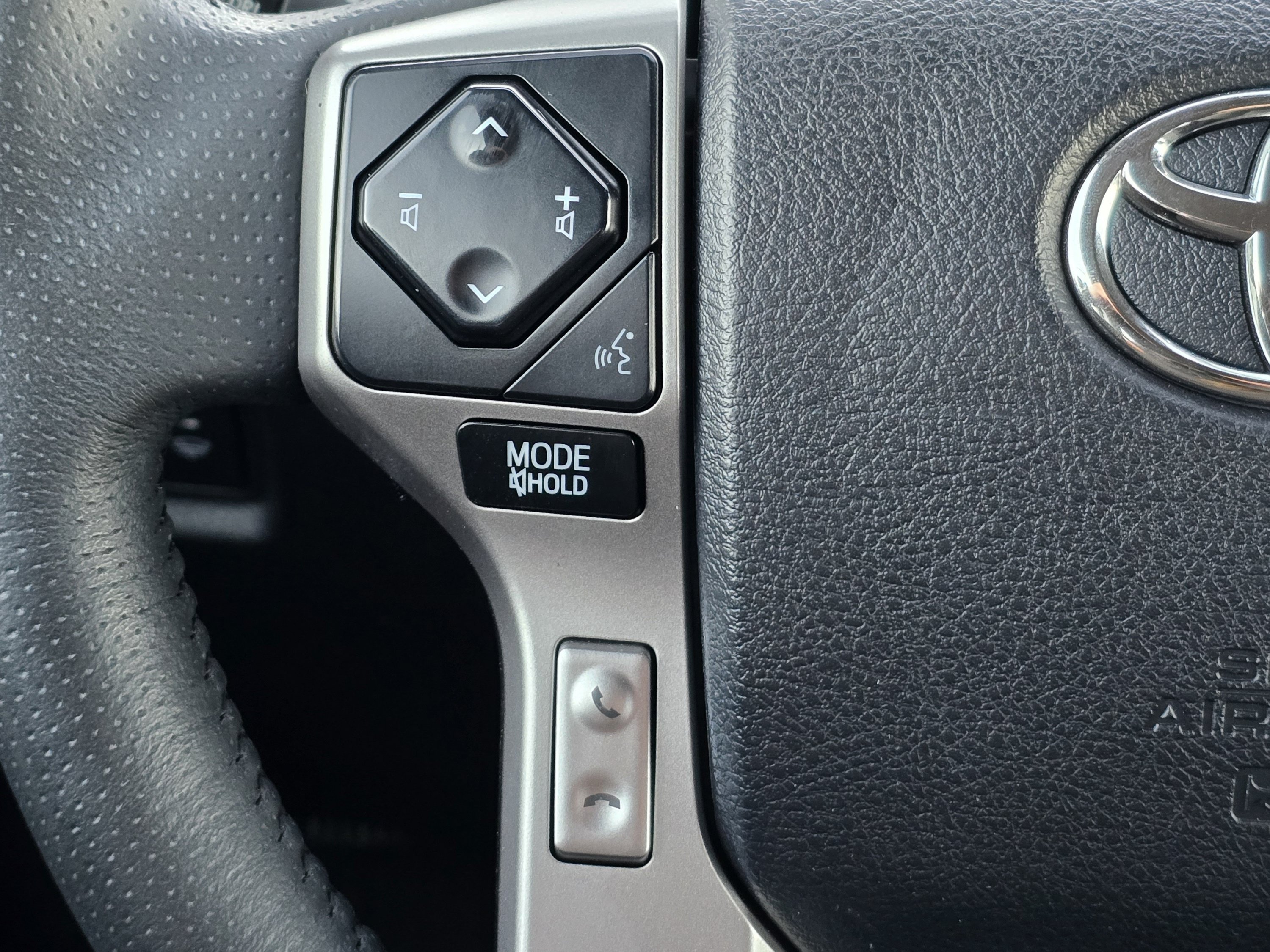 Certified 2023 Toyota 4Runner SR5 AWD/4WD image 19