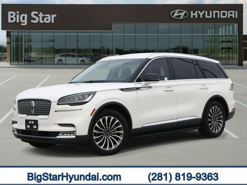 Used 2020 Lincoln Aviator Reserve w/ Elements Package Plus image 1