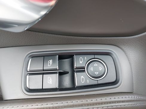 Certified 2018 Porsche 911 Carrera RWD image 29