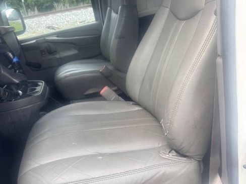 Used 2003 Chevrolet Express 3500 Extended RWD image 11