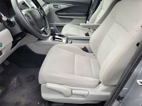 Used 2017 Honda Pilot LX image 24