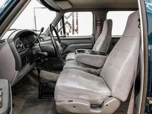 Used 1997 Ford F350 XLT image 31