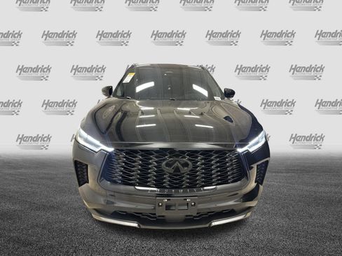 Used 2023 INFINITI QX60 Sensory w/ Vision Package AWD/4WD image 3