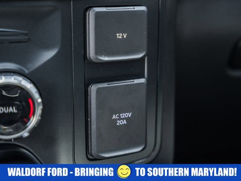 Used 2025 Ford F150 Raptor AWD/4WD image 30
