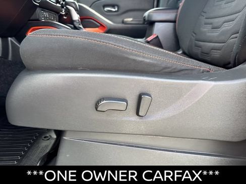 Certified 2024 Nissan Frontier PRO-4X w/ Pro Convenience Package AWD/4WD image 17