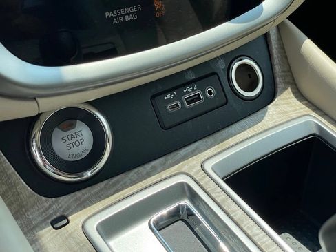Certified 2024 Nissan Murano SL AWD/4WD image 22