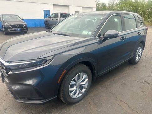 Used 2024 Honda CR-V LX image 4