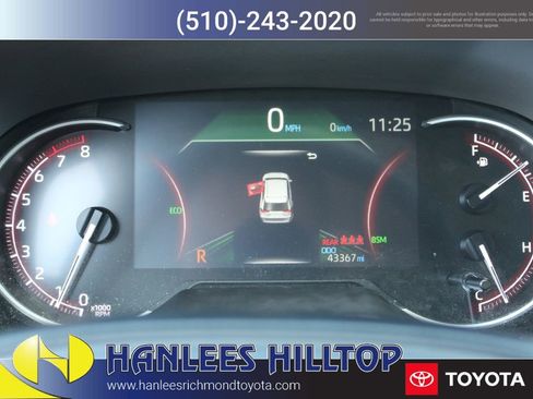 Used 2024 Toyota RAV4 XLE image 28