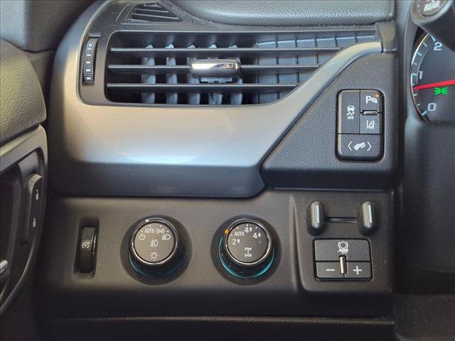 Used 2015 Chevrolet Tahoe LTZ AWD/4WD image 10