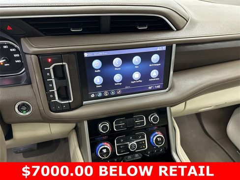 Used 2021 GMC Yukon XL Denali w/ Denali Premium Package image 33
