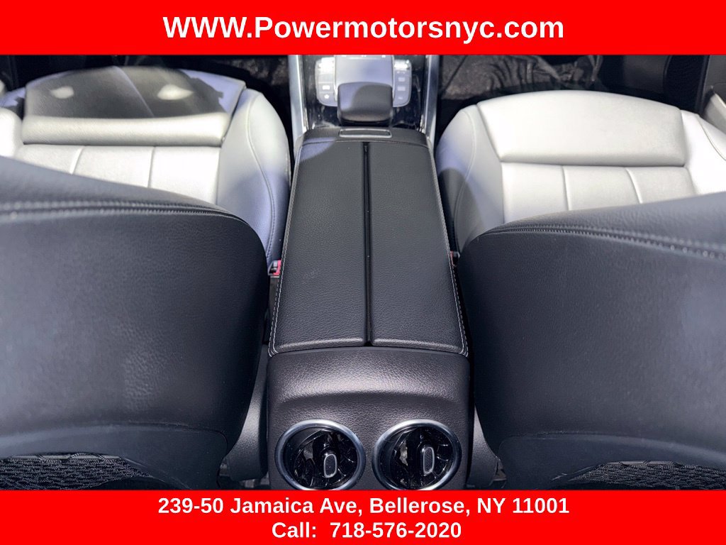Used 2021 Mercedes-Benz GLA 250 4MATIC w/ Premium Package image 31