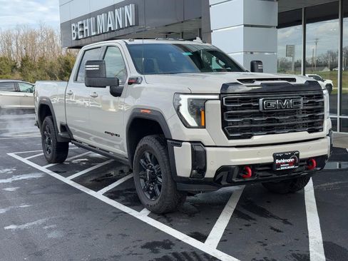 New 2026 GMC Sierra 2500 AT4 w/ AT4 Premium Plus Package image 2