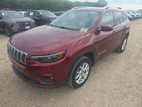 Used 2019 Jeep Cherokee Latitude Plus AWD/4WD image 1