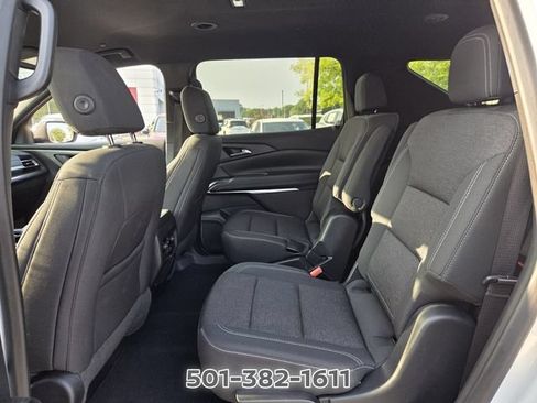 Used 2024 Chevrolet Traverse LT FWD image 13