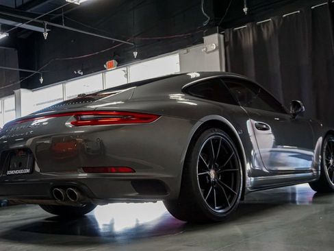 Used 2017 Porsche 911 GT3 RS image 6