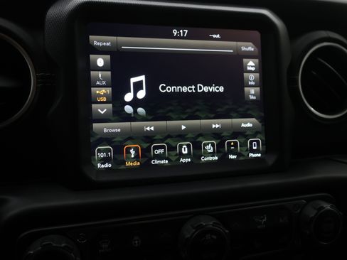 Used 2019 Jeep Wrangler Unlimited Sahara AWD/4WD image 45