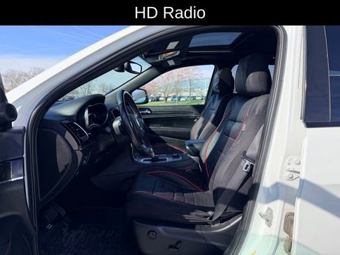 Used 2020 Jeep Grand Cherokee Trailhawk image 8