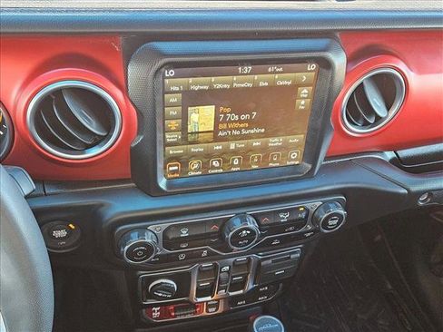 Used 2023 Jeep Gladiator Rubicon w/ LED Lighting Group image 14