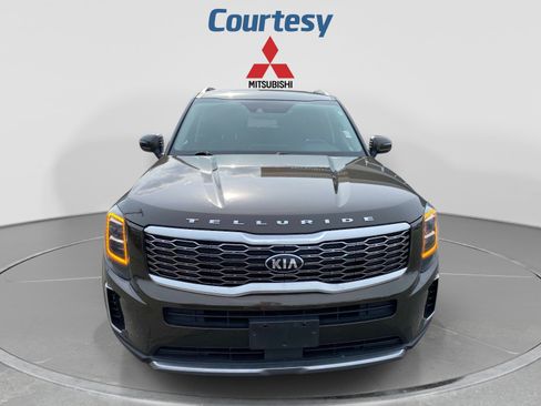 Used 2021 Kia Telluride EX w/ EX Premium Package AWD/4WD image 9
