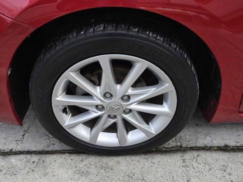 Used 2013 Toyota Prius V Five image 9