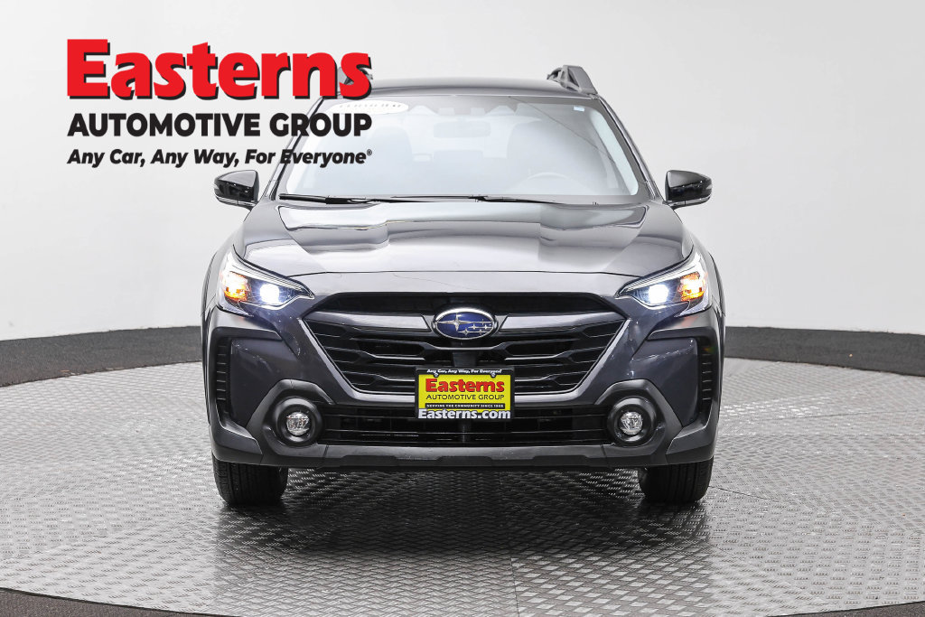 Used 2024 Subaru Outback Premium AWD/4WD image 4