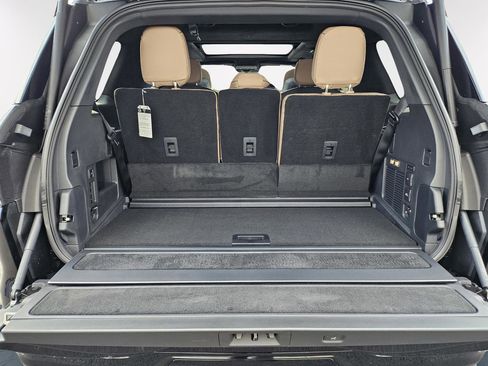 New 2025 Lincoln Navigator Black Label image 29