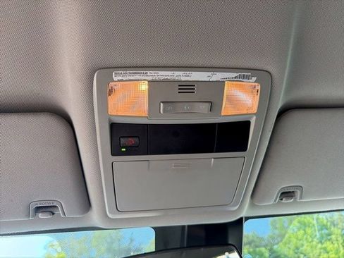 Used 2022 Toyota Tacoma SR5 RWD image 26