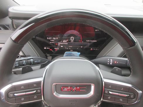 New 2026 GMC Yukon Elevation w/ Elevation Premium Package image 18