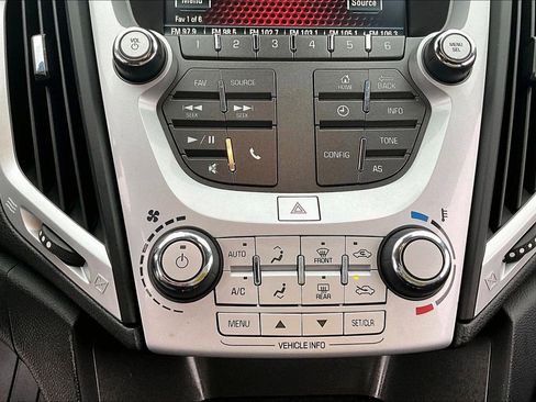 Used 2016 GMC Terrain SLE image 31