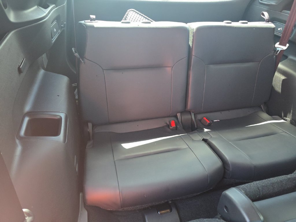 Used 2025 Mitsubishi Outlander SE AWD/4WD image 14