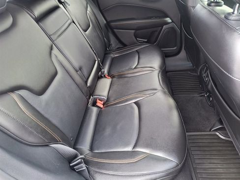 Used 2018 Jeep Compass Limited image 29