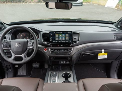 New 2026 Honda Ridgeline RTL image 16