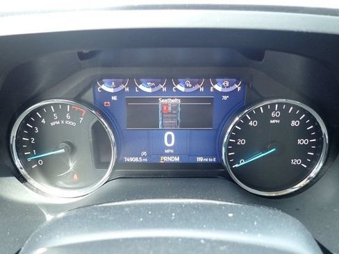 Used 2024 Ford Expedition XLT AWD/4WD image 16