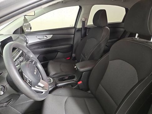 Certified 2023 Kia Forte LXS w/ LXS Technology Package FWD image 12